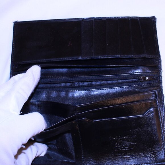 Stingray Skin Black With White Design Long Bi-Fold Flap Leather Wallet - Picture 6 of 10